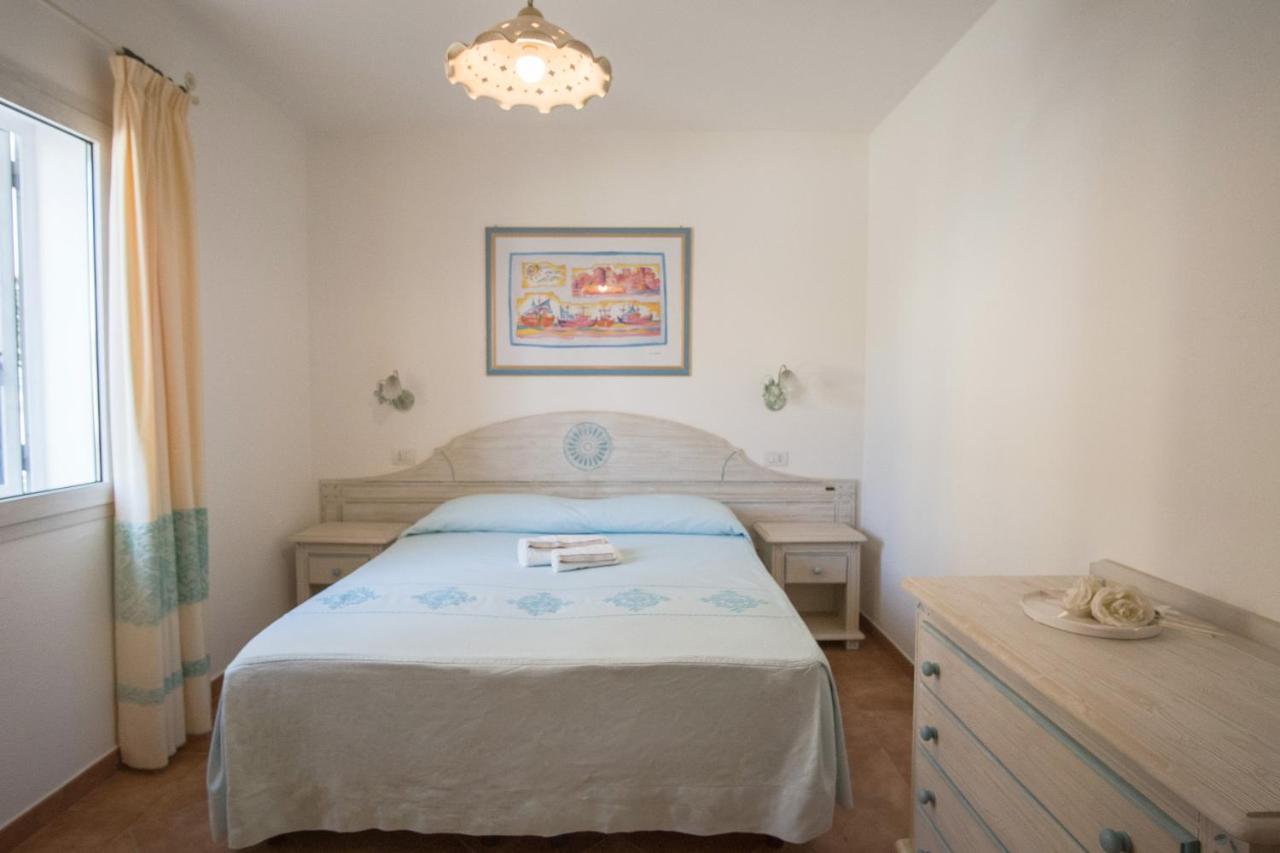 Le Residenze Del Golfo Di Orosei Aparthotel ภายนอก รูปภาพ