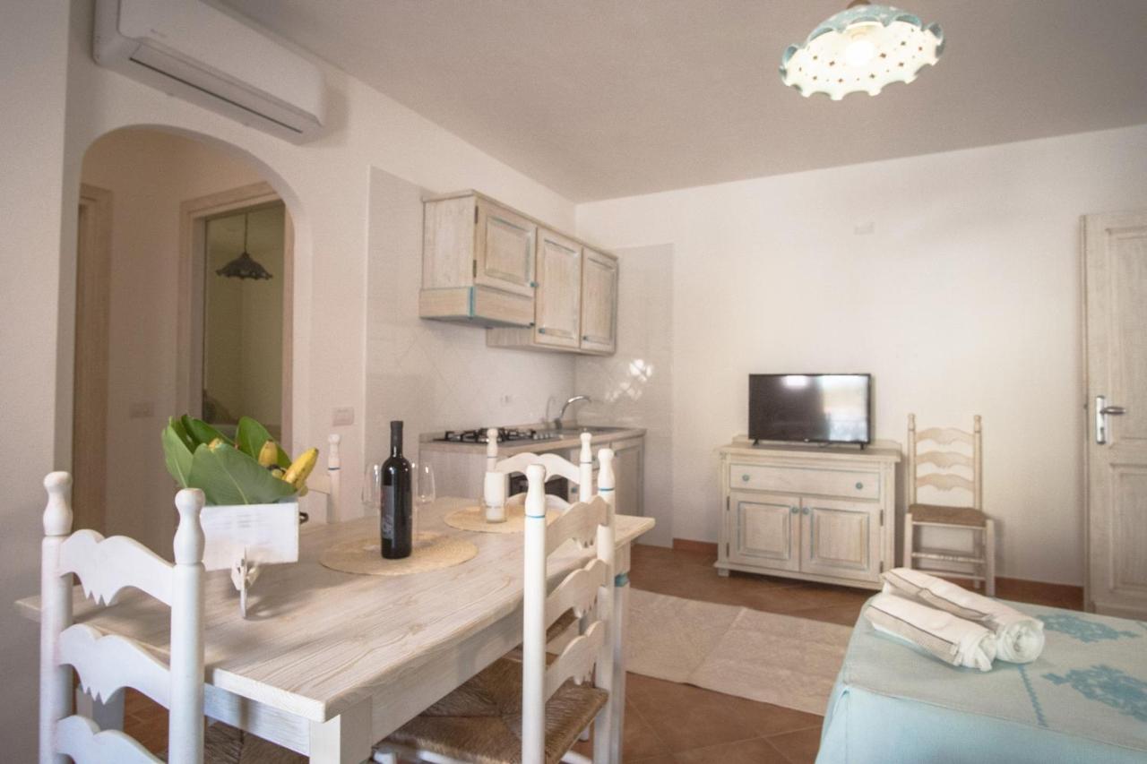Le Residenze Del Golfo Di Orosei Aparthotel ภายนอก รูปภาพ