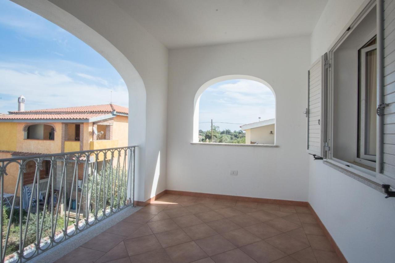 Le Residenze Del Golfo Di Orosei Aparthotel ภายนอก รูปภาพ