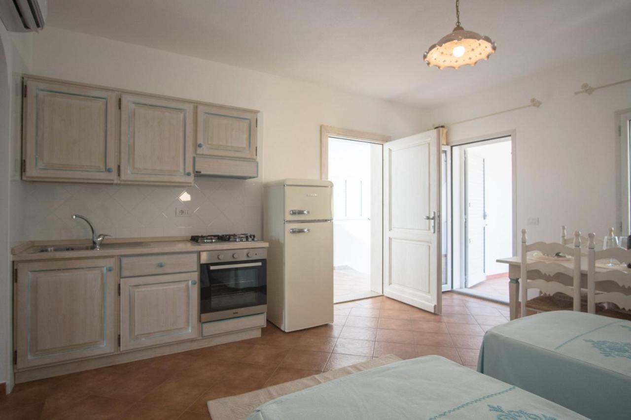 Le Residenze Del Golfo Di Orosei Aparthotel ภายนอก รูปภาพ