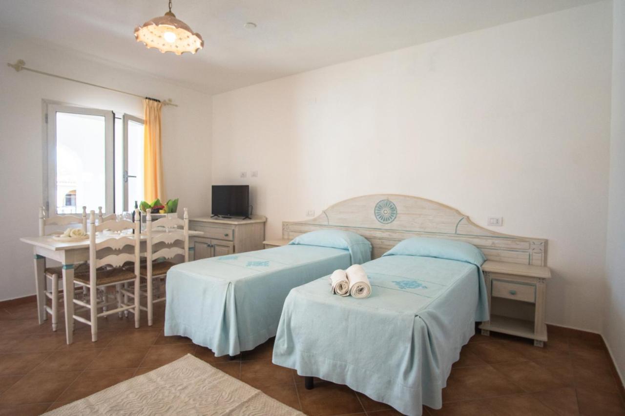 Le Residenze Del Golfo Di Orosei Aparthotel ภายนอก รูปภาพ